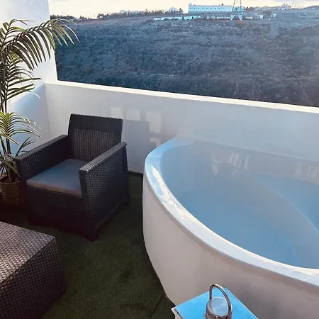 Zarah's Place “ Ocean” Apartamento
